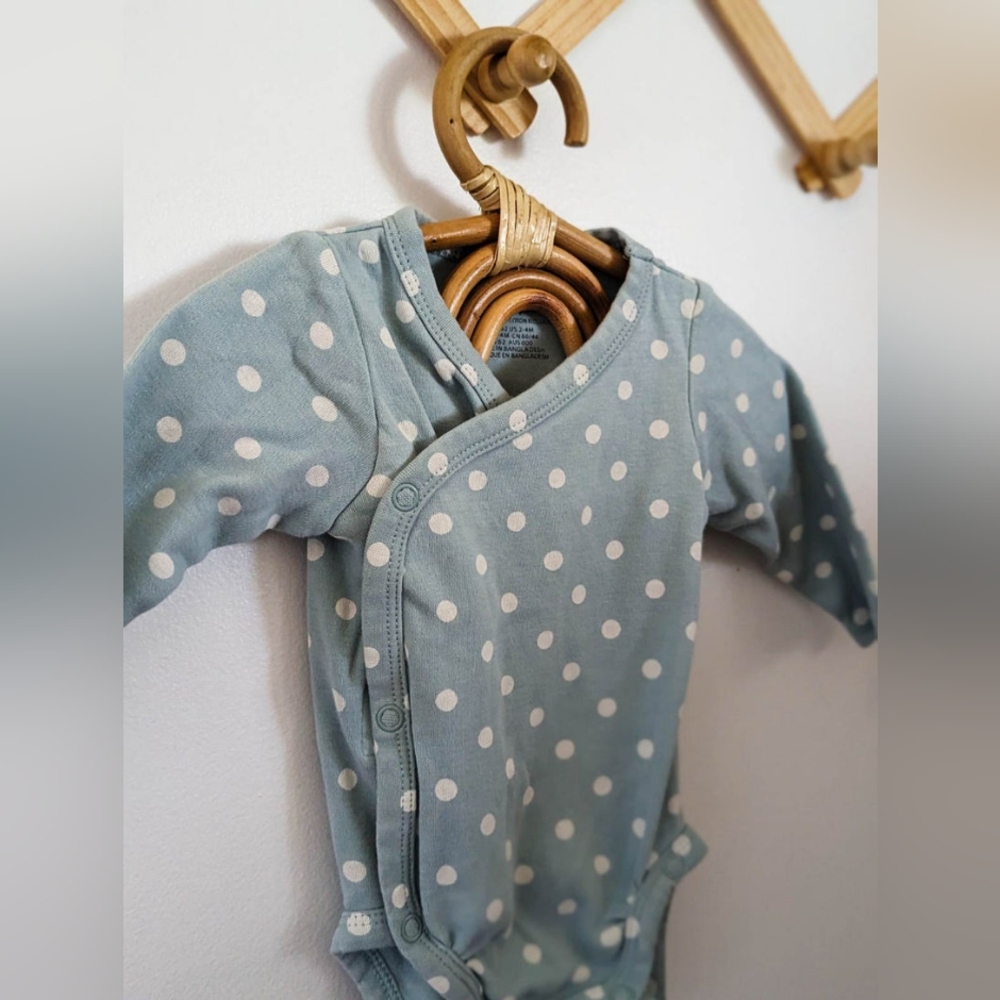 H&M Organic Cotton Long Sleeve Wrap Bodysuit in Blue Polka Dots (2-4)